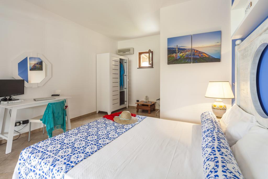 Hotel Orsa Maggiore Vulcano  Exterior photo