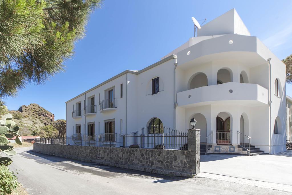 Hotel Orsa Maggiore Vulcano  Exterior photo