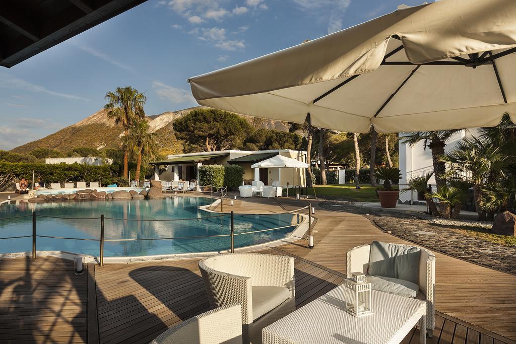 Hotel Orsa Maggiore Vulcano  Exterior photo