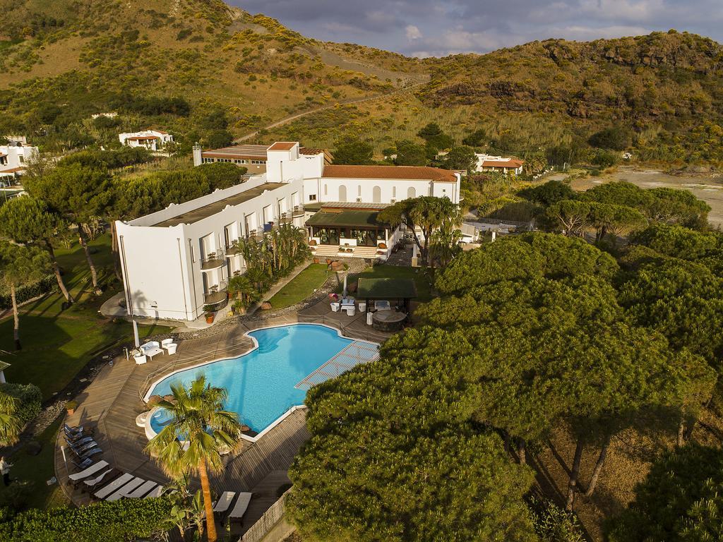 Hotel Orsa Maggiore Vulcano  Exterior photo
