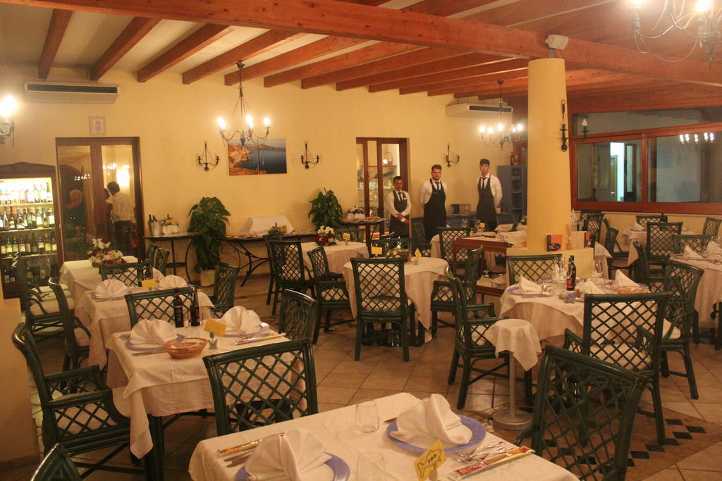 Hotel Orsa Maggiore Vulcano  Exterior photo