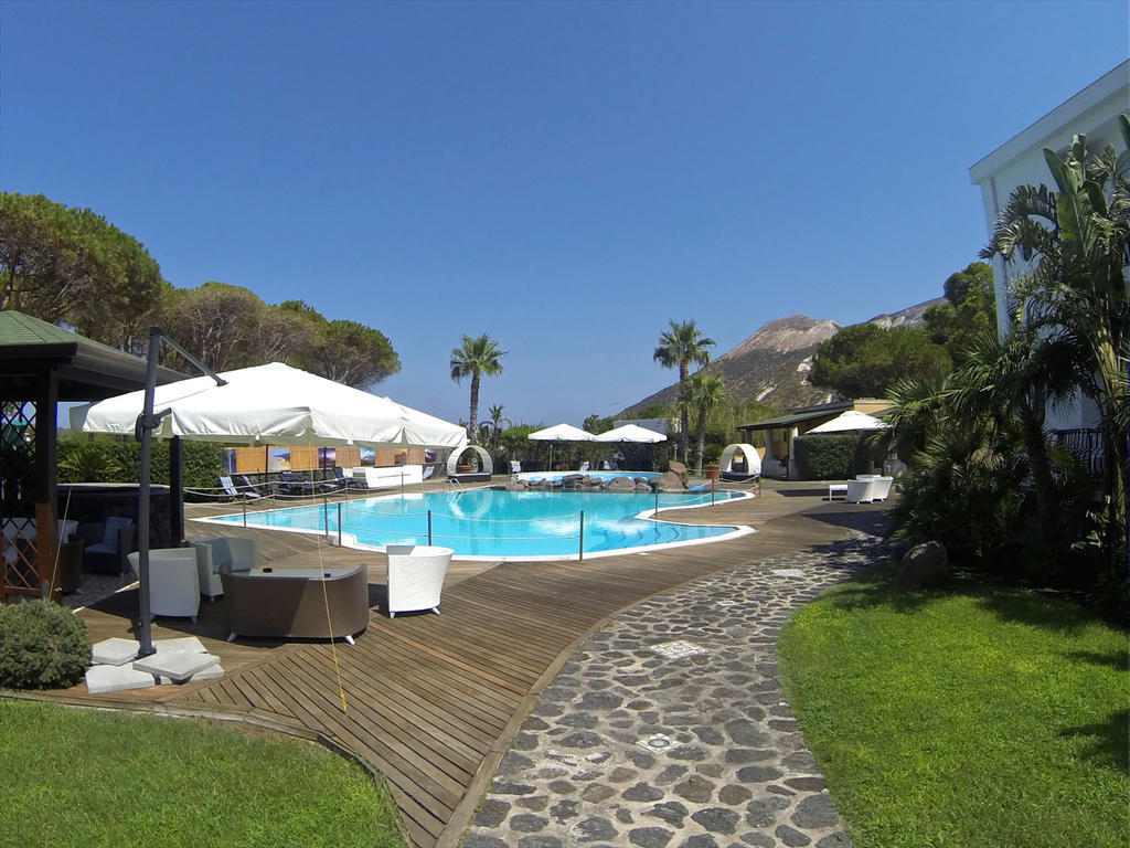 Hotel Orsa Maggiore Vulcano  Exterior photo